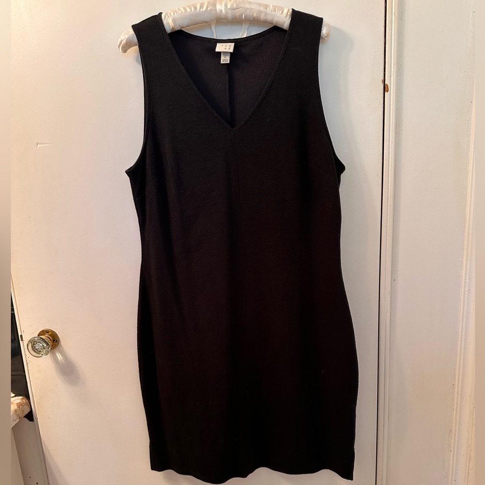 A New Day Black Textured Jersey Shift. Size L